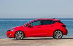Opel Astra 2015 года